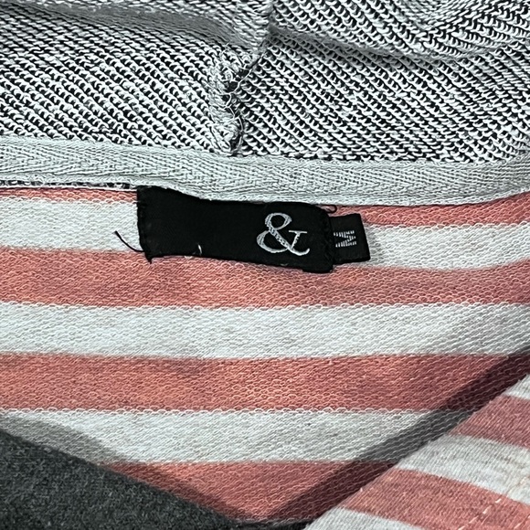 Ampersand Ave DoubleHood Sweatshirt Size M-Pink and Cream Stripe with Grey trim - Picture 5 of 6